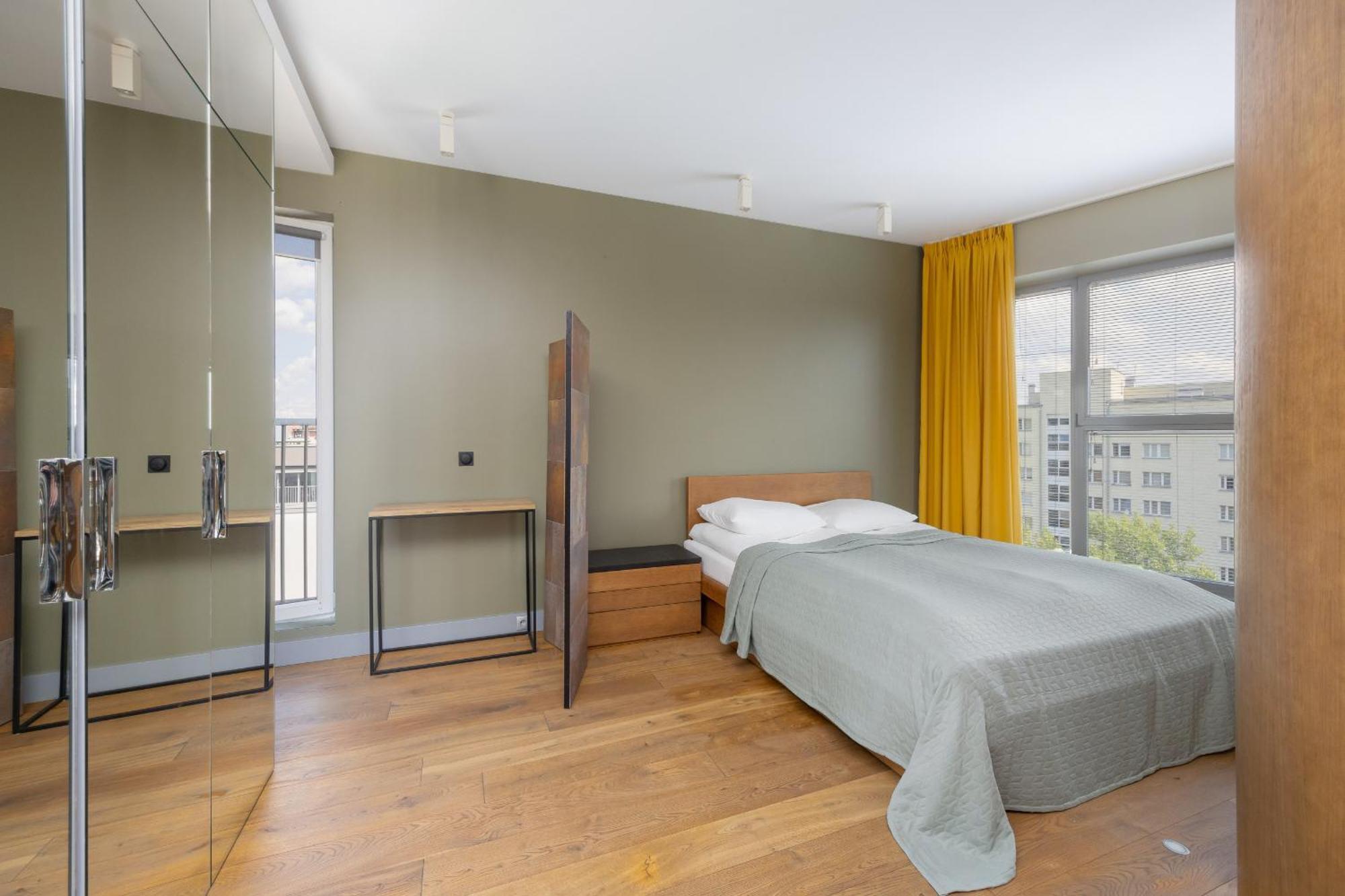 Apartment Studio With View Of Panorama With Parking By Renters Prestige